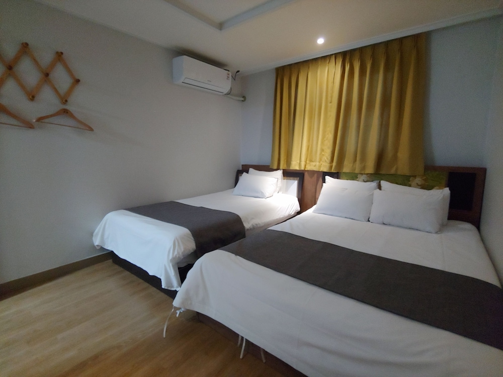 Gallery Hotel Bnb 14/30