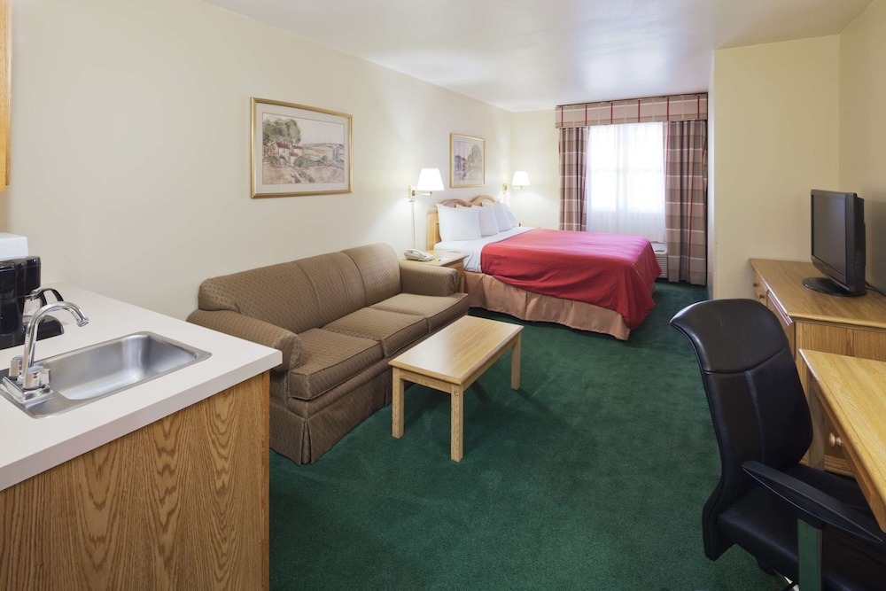Country Inn And Suites By Radisson Sparta 35/55