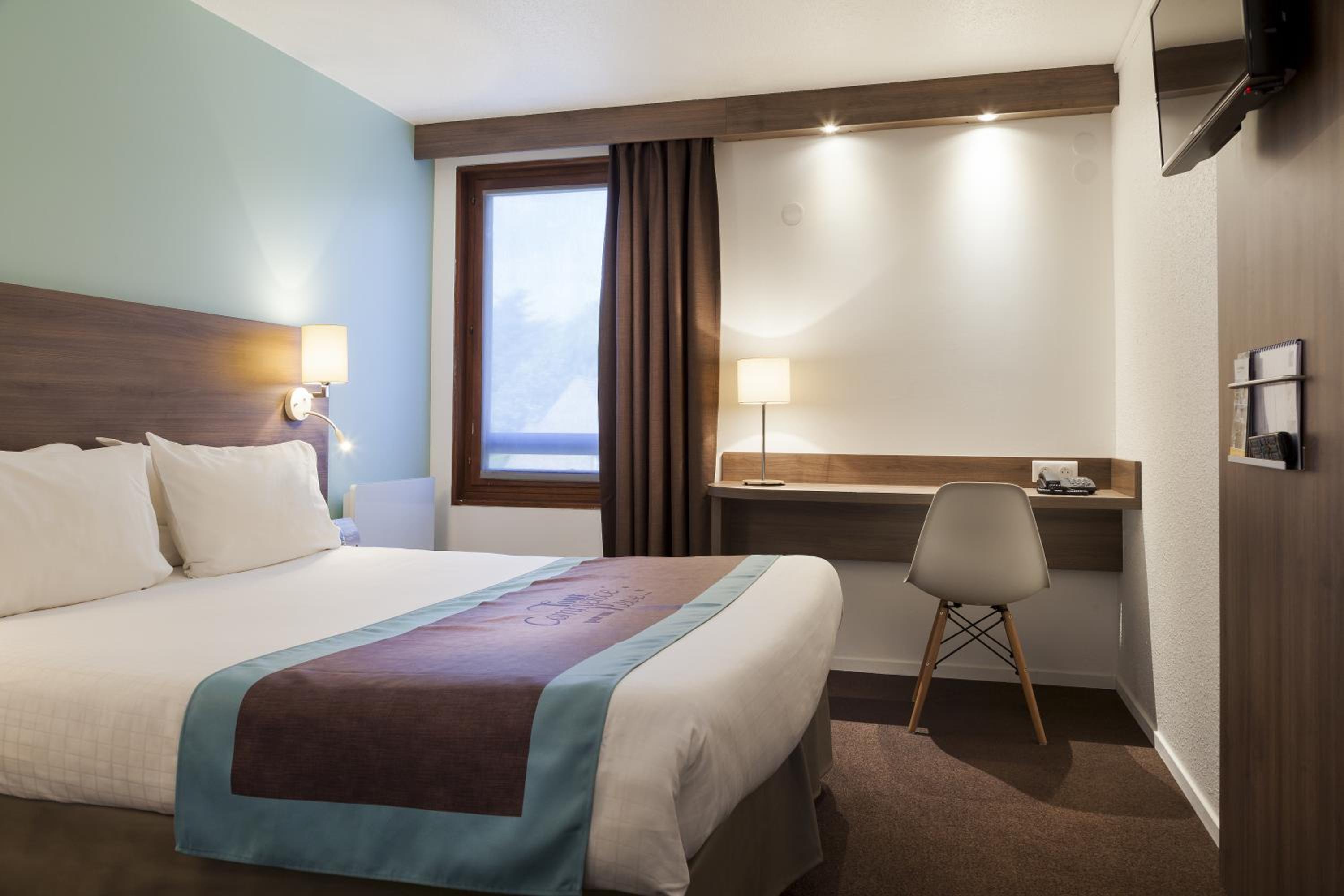 Room, 1 Double and 1 Single Bed