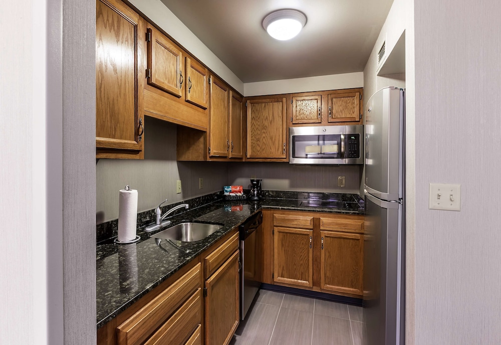 Homewood Suites by Hilton Buffalo-Airport 44/55