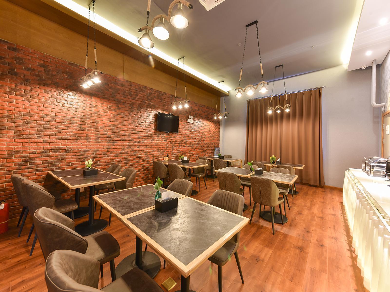 James Joyce Coffetel (Beijing South Railway Station Guanganmen South Street Branch) 37/41