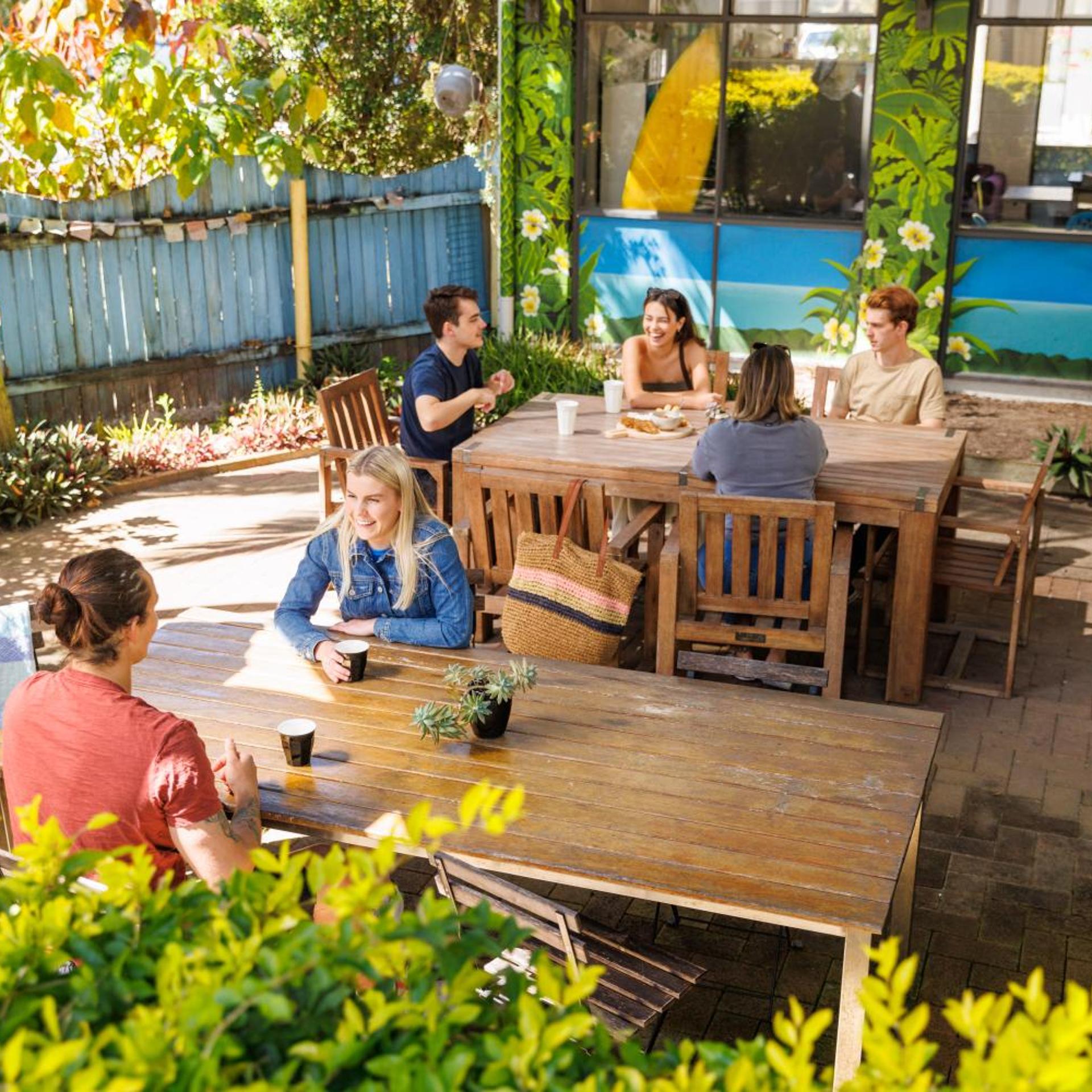 YHA Coolangatta Gold Coast 36/44