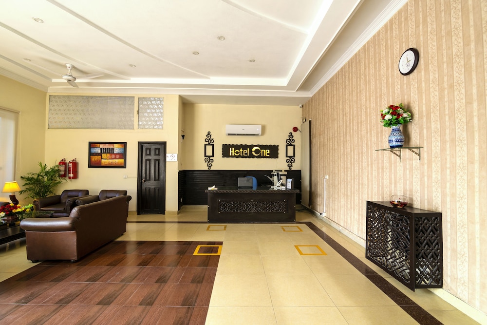 Lobby at Hotel One Lalazar Multan, MULTAN