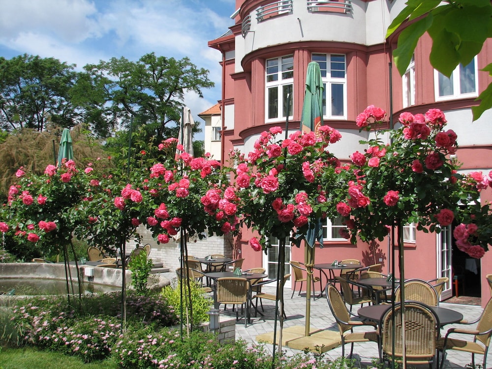 Hotel Villa 56/58
