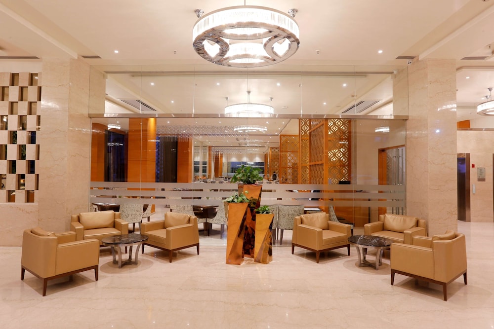 Nataraj Sarovar Portico 24/47