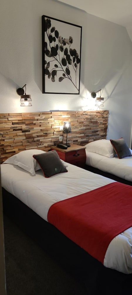Hotellerie Du Val D'or 13/45