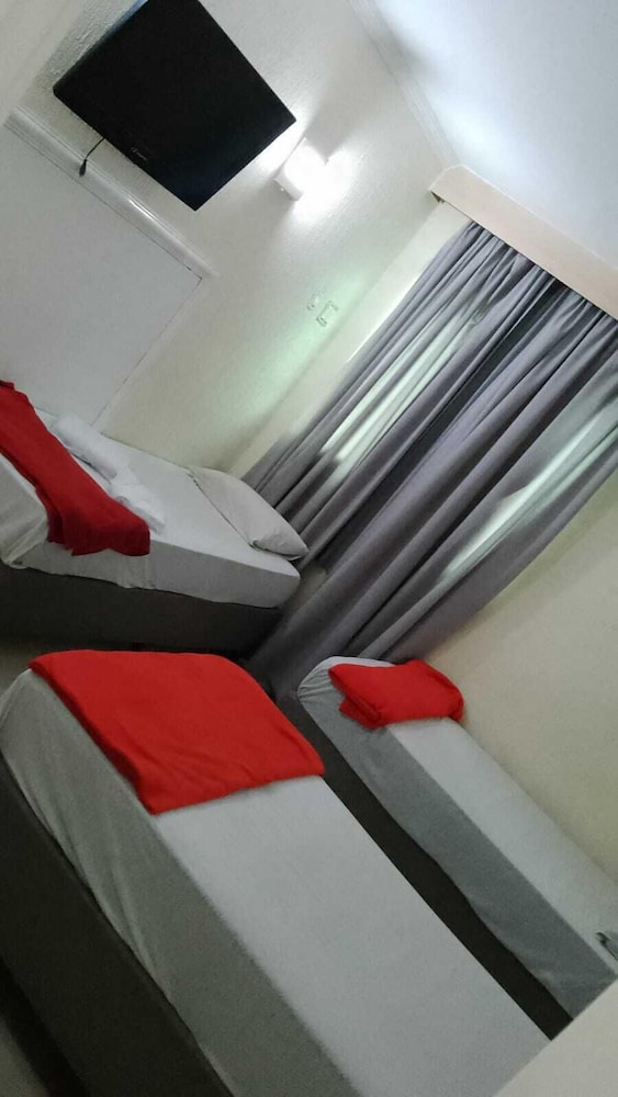 OYO Nobs Hotel, Sao Joao de Meriti 24/39