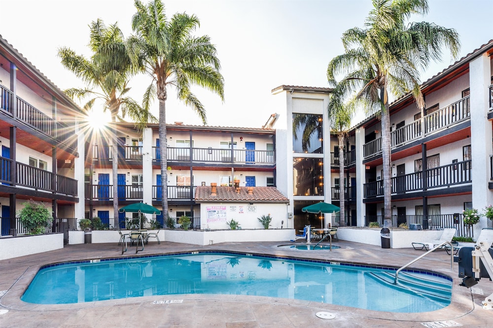 Motel6 Ontario, CA - Convention Center Airport 12/62