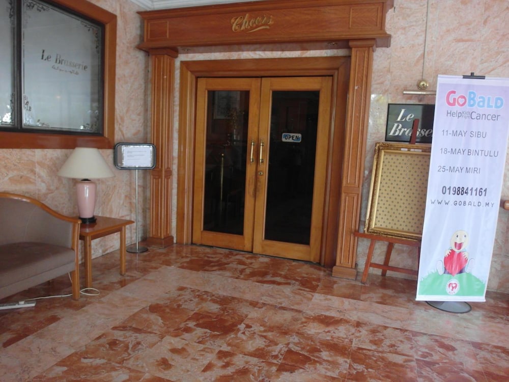 Somerset Hotel 25/34