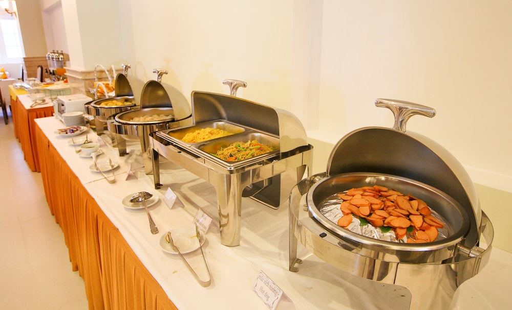 Seventeen Saloon Hotel photo3