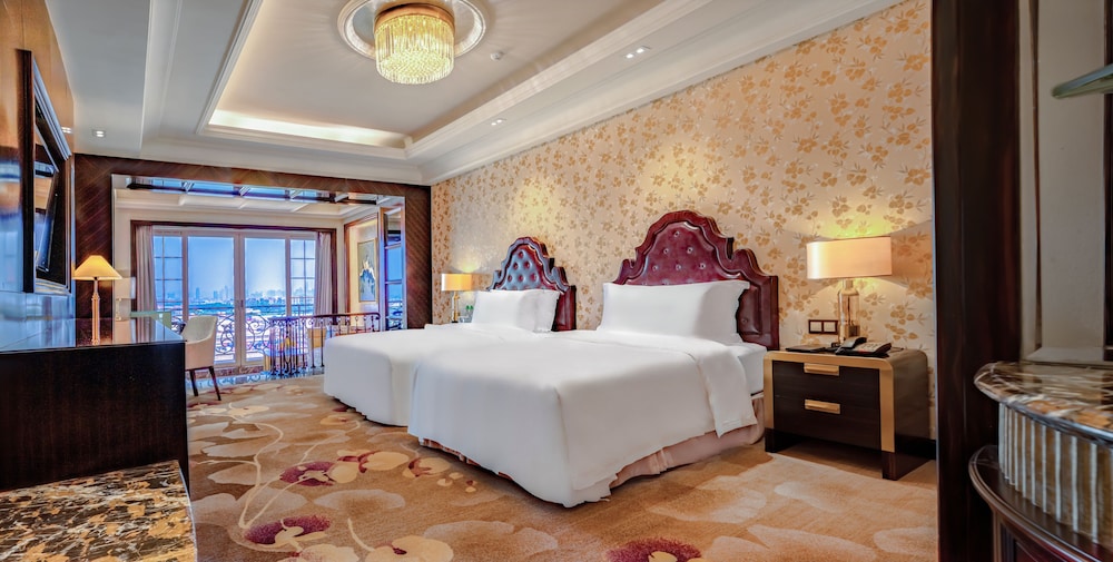 Chateau Star River Guangzhou Hotel 23/74