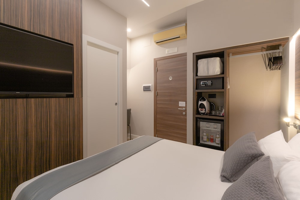 Aiello Hotels - Centrale 15/25
