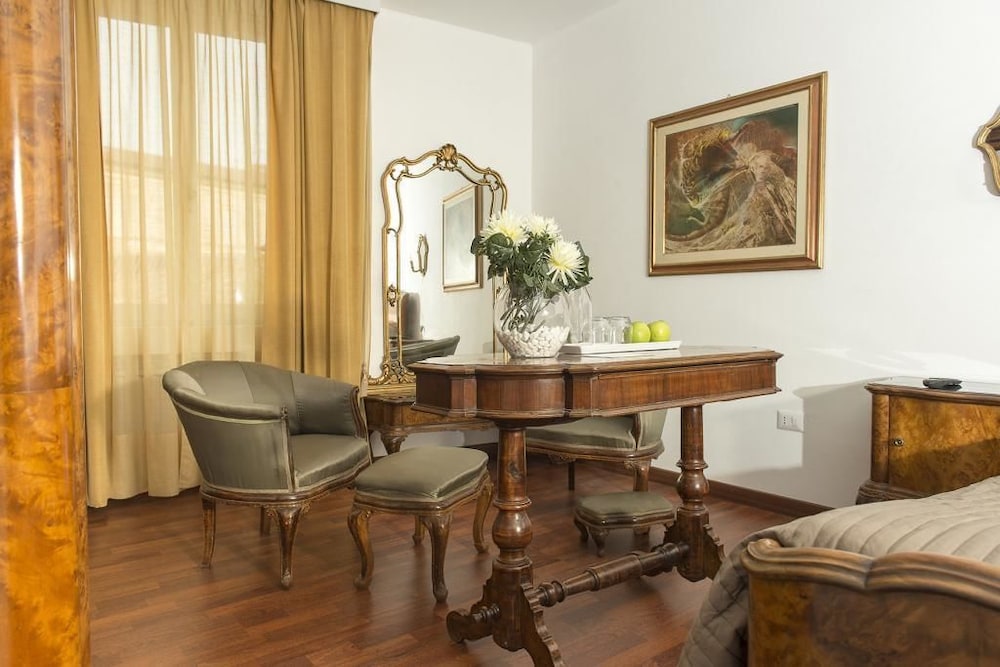 B&B Del Podestà 18/42