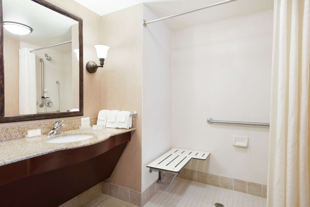 Homewood Suites By Hilton Minneapolis St Paul New Brighton 7/55