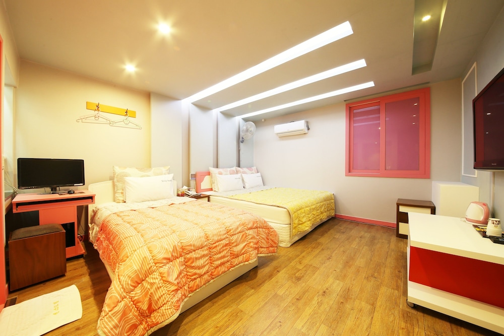 Sense Motel 19/50
