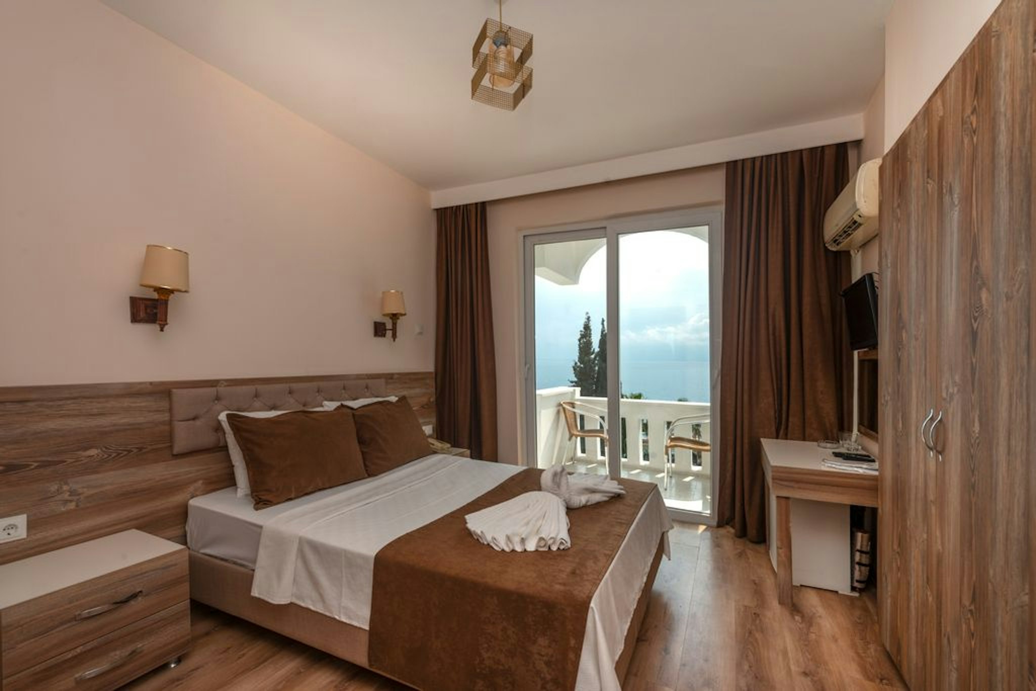 Hotel Royal City 16/50