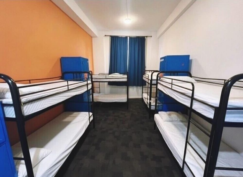 Big Backpackers Hostel 23/47