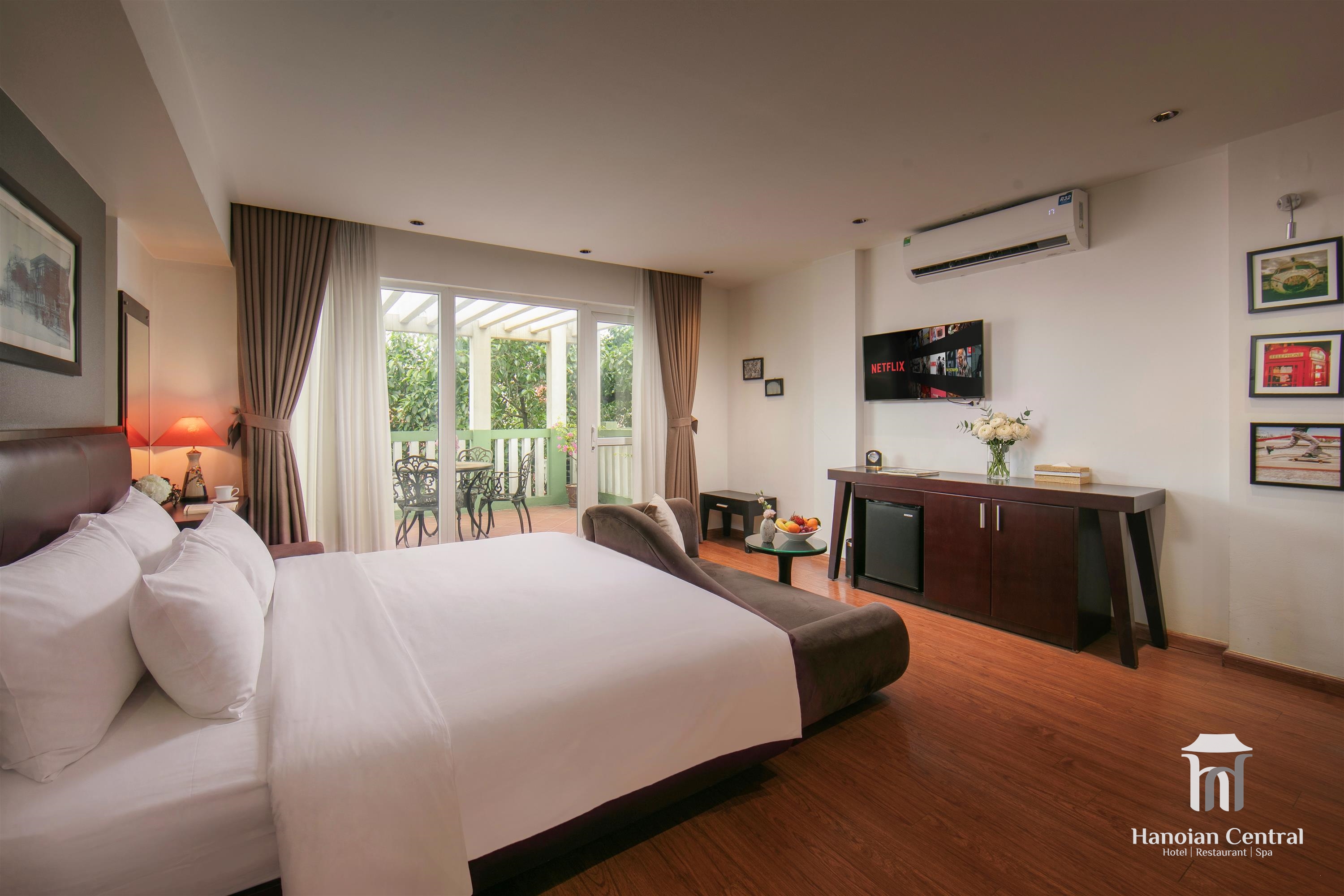 Hanoian Central Hotel and Spa 16/50