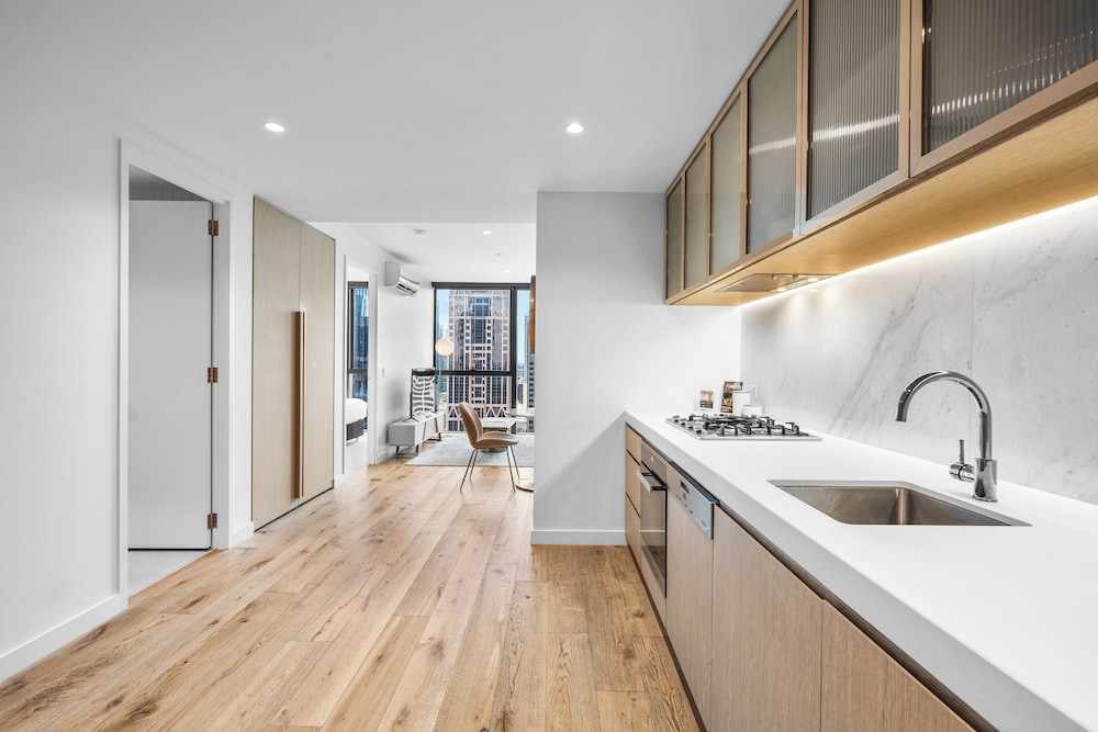 Collins House Apartments by CLLIX 50/50