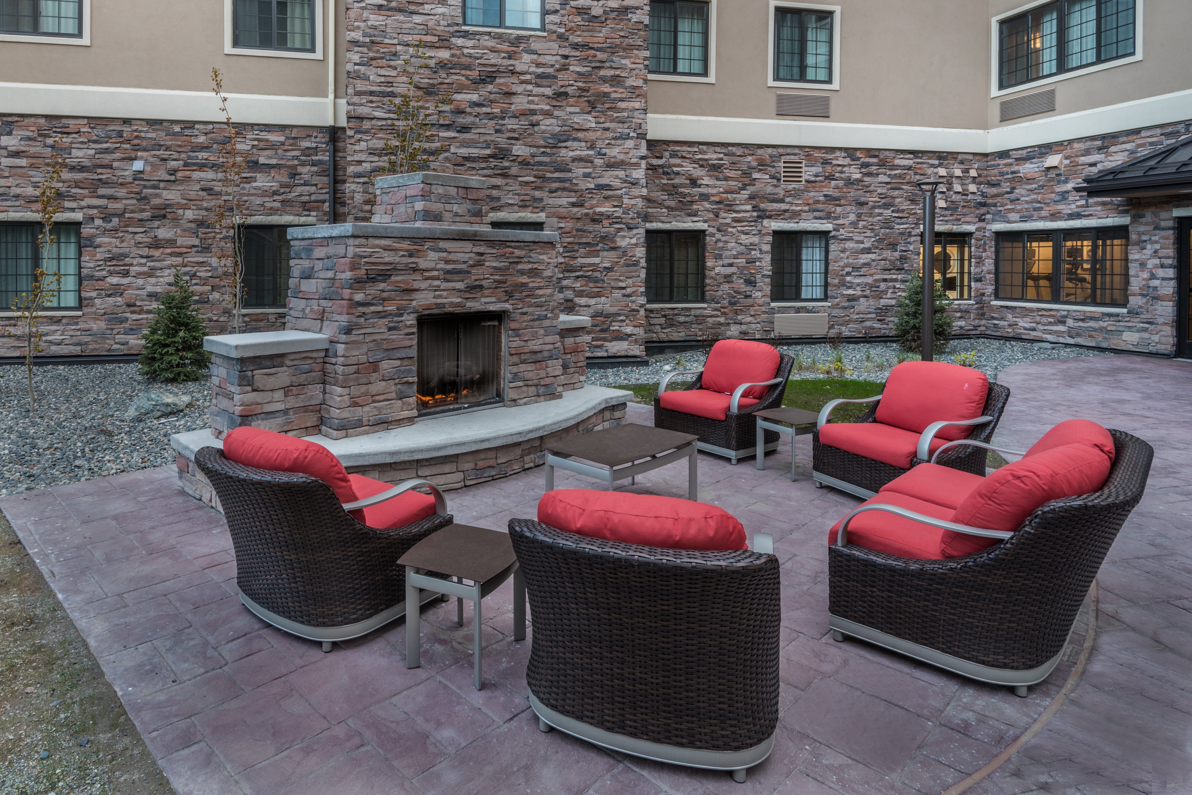 Staybridge Suites Anchorage 43/76