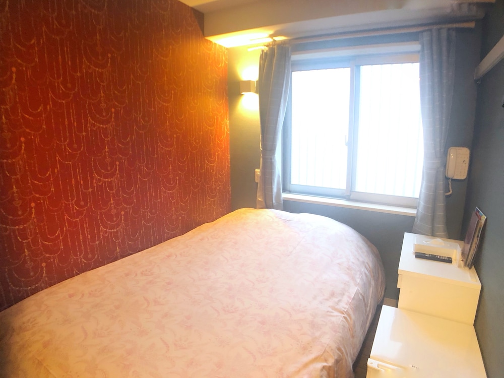 Tokyo Tourist Inn 17/41