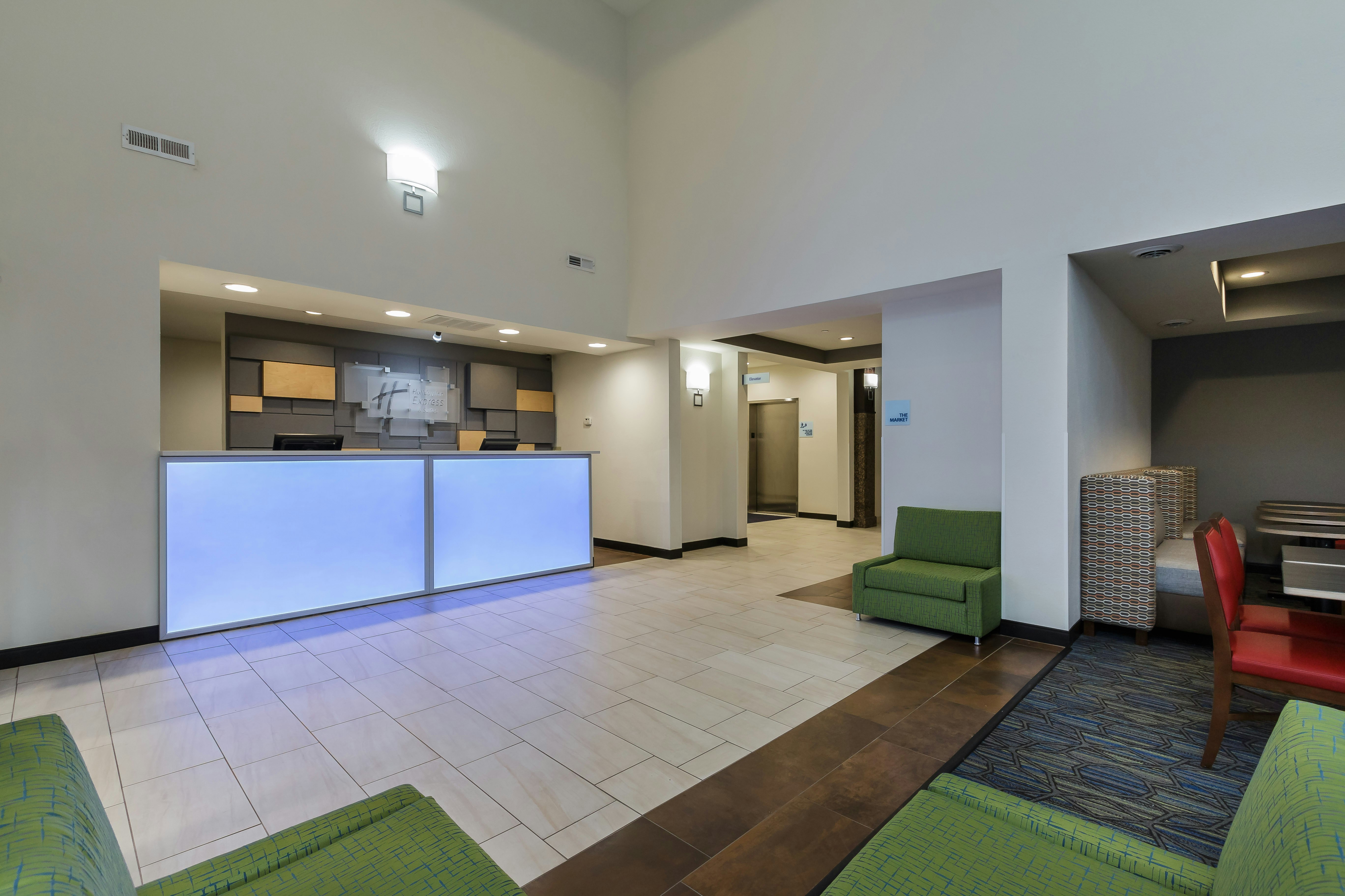 Holiday Inn Express Hotel & Suites South Bend 11/63