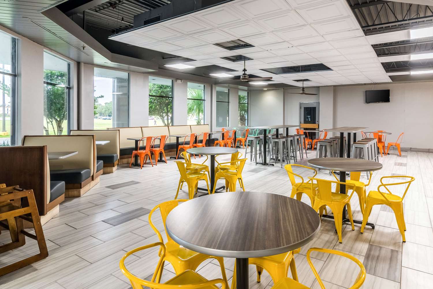 restaurant cafeteria