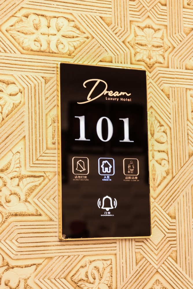 Dream Luxury Hotel 25/50