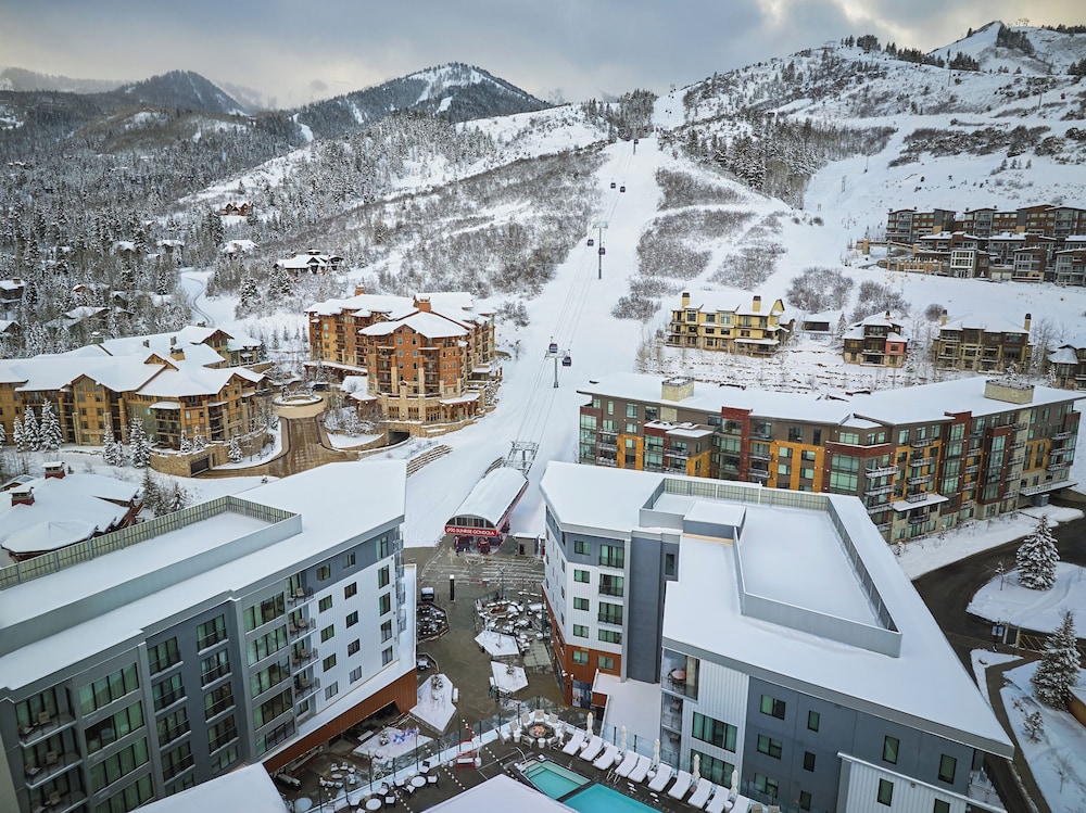 Pendry Park City 3/49
