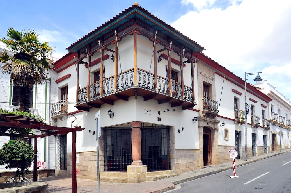 Hotel Monasterio 5/50