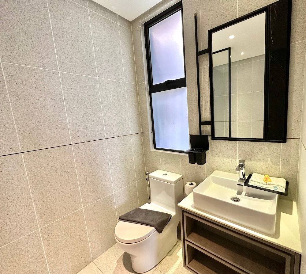 Millers Square by MyKey Global 56/59