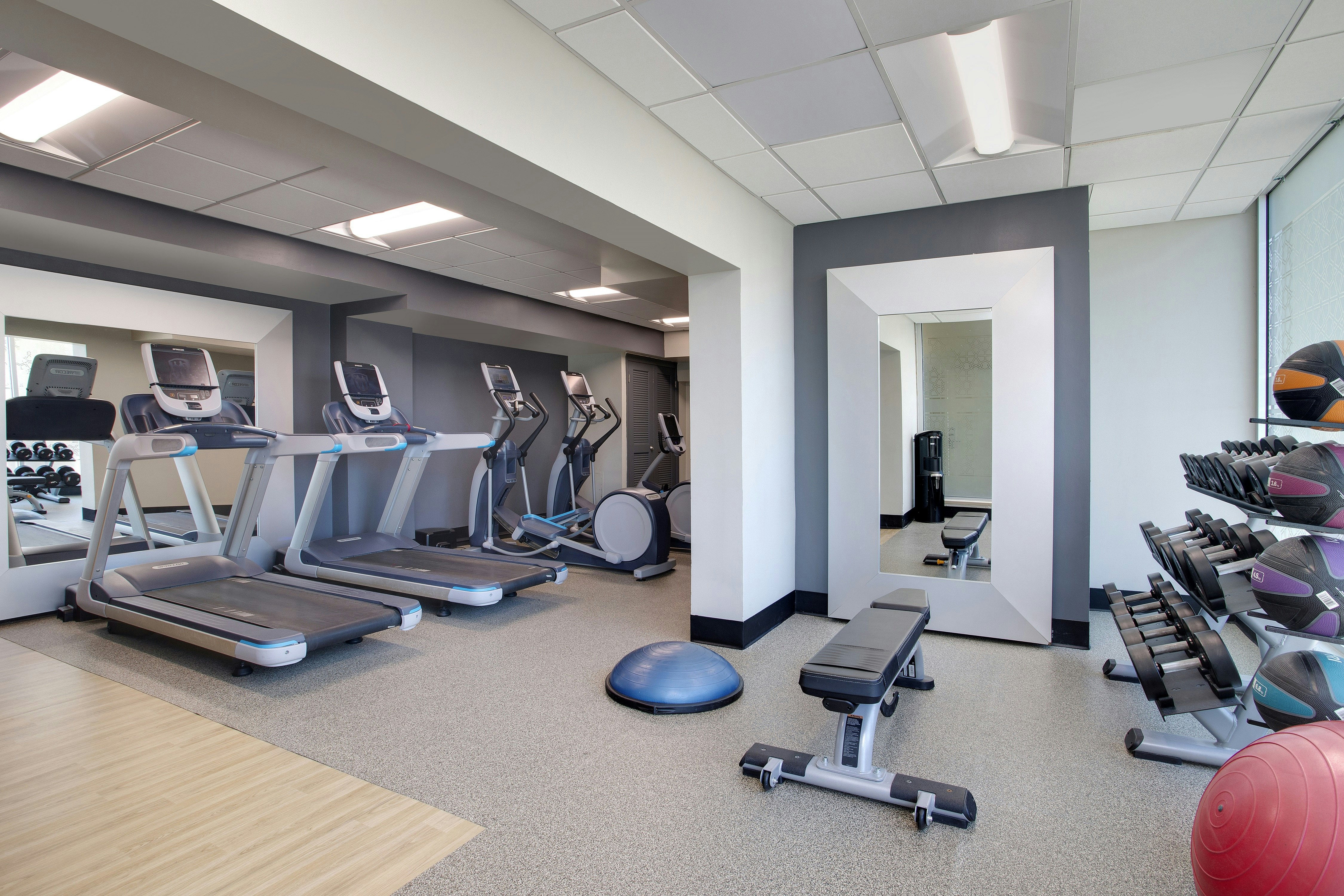 Embassy Suites by Hilton Tampa Downtown Convention Center 35/76