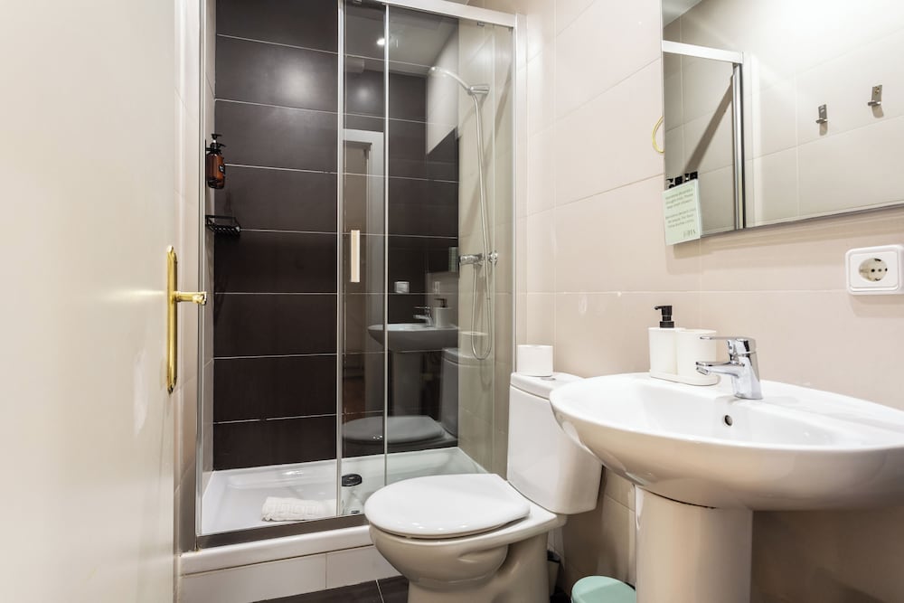 Hostal Siscinc - Adults Only 50/53
