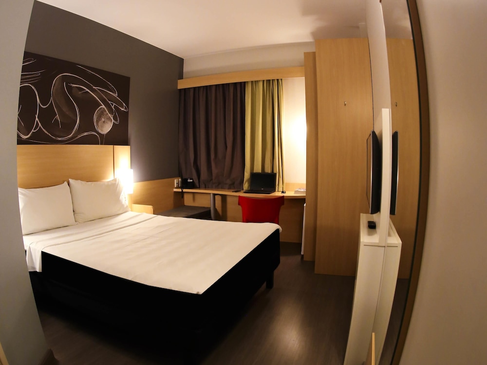 Ibis Jatai Hotel 18/50