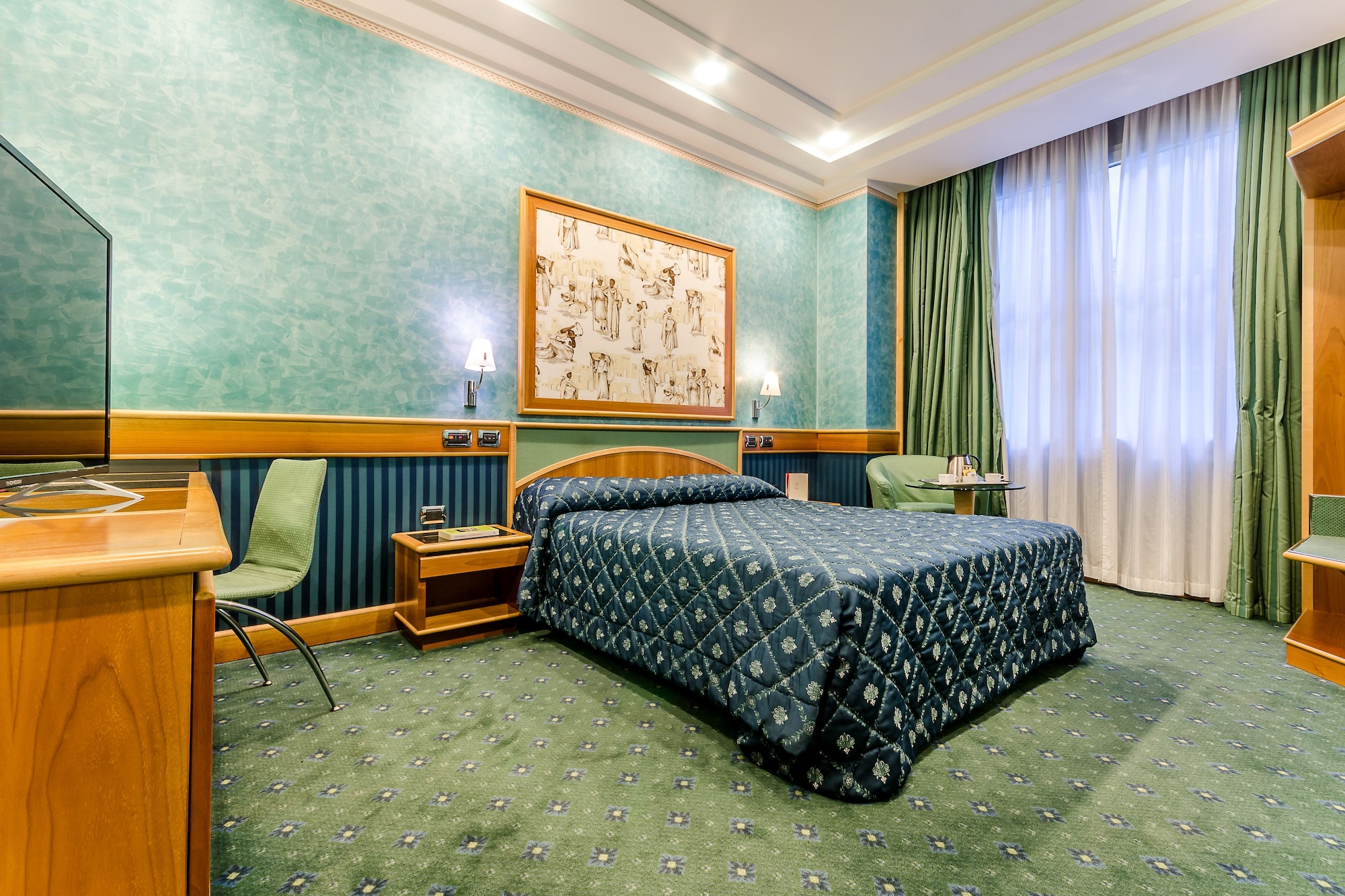 Room at Brunelleschi Hotel Milan, MILAN