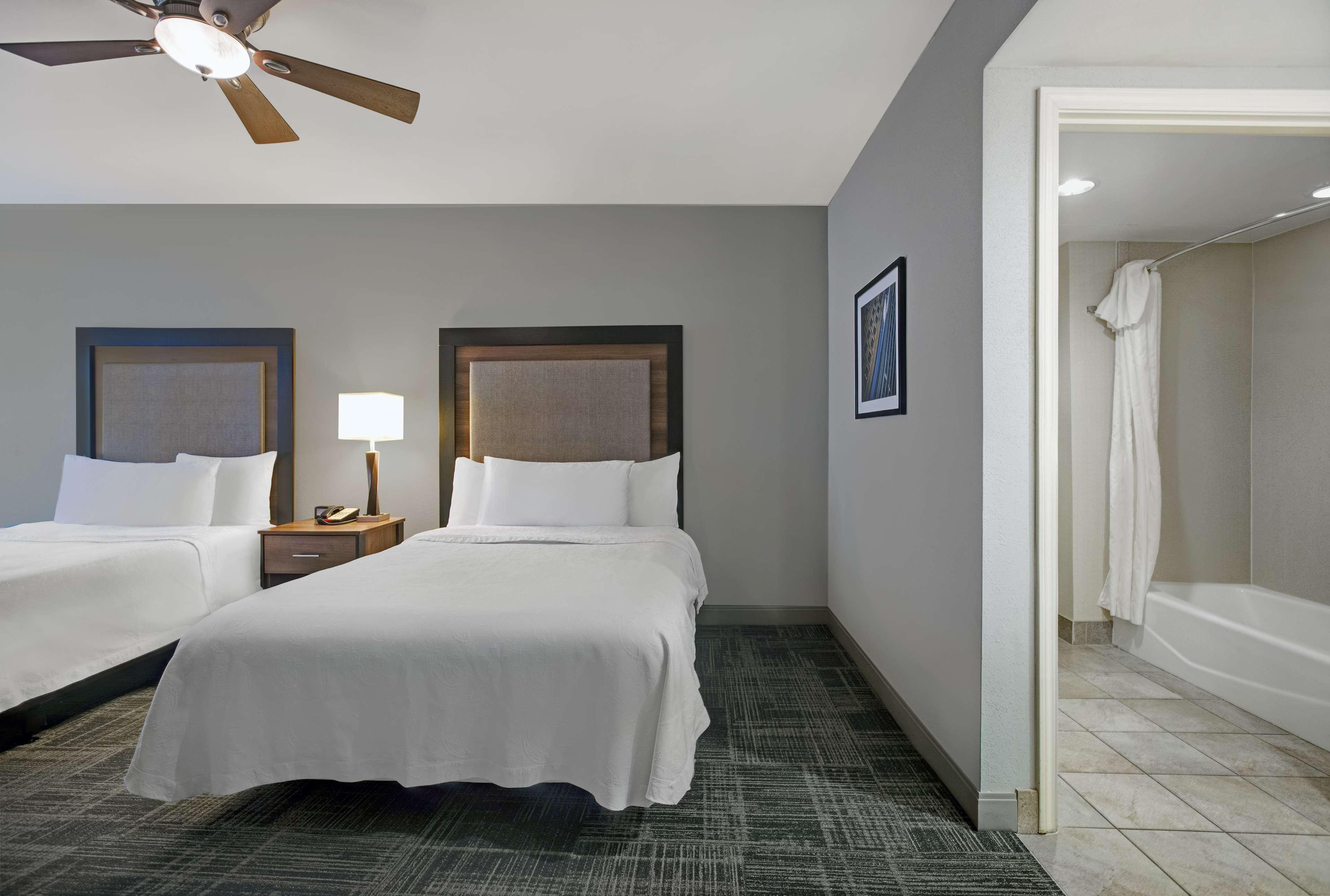 2 Bedrooms, Suite, 1 King or 2 Queen Beds, Accessible