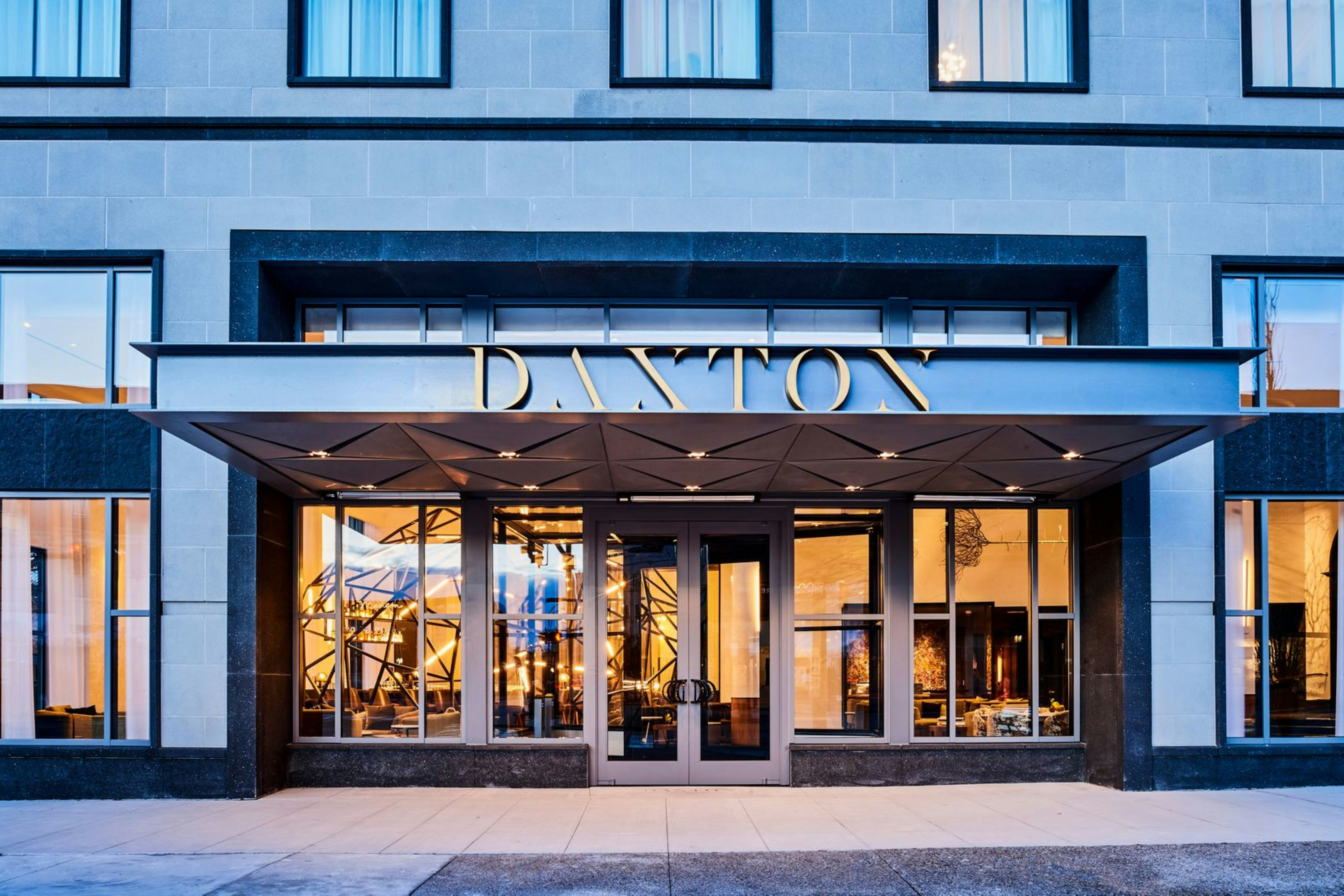 Daxton Hotel Birmingham, Curio Collection by Hilton 1/17