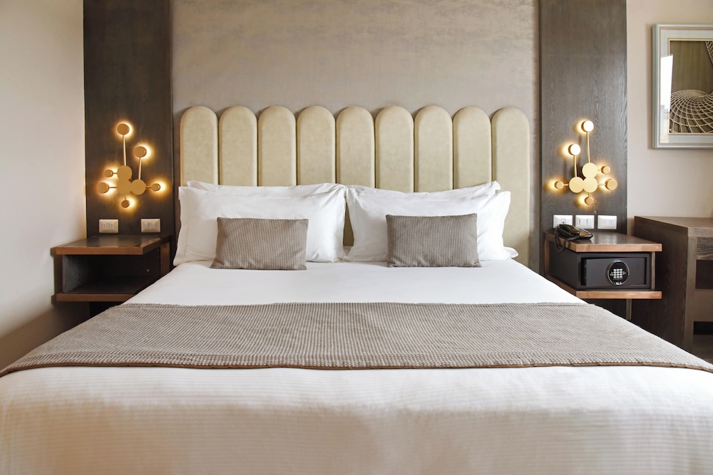 Hotel He Wang 14/48