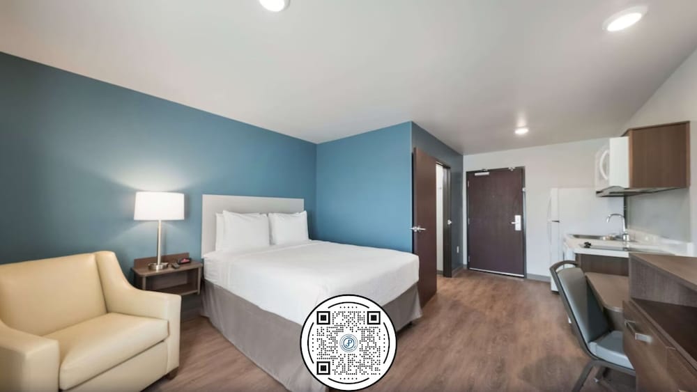 WoodSpring Suites Dallas Plano Central Legacy Drive 10/29