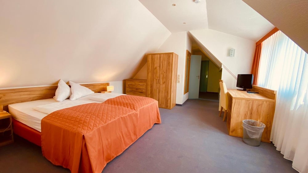Hotel Erbgericht Krippen 8/50