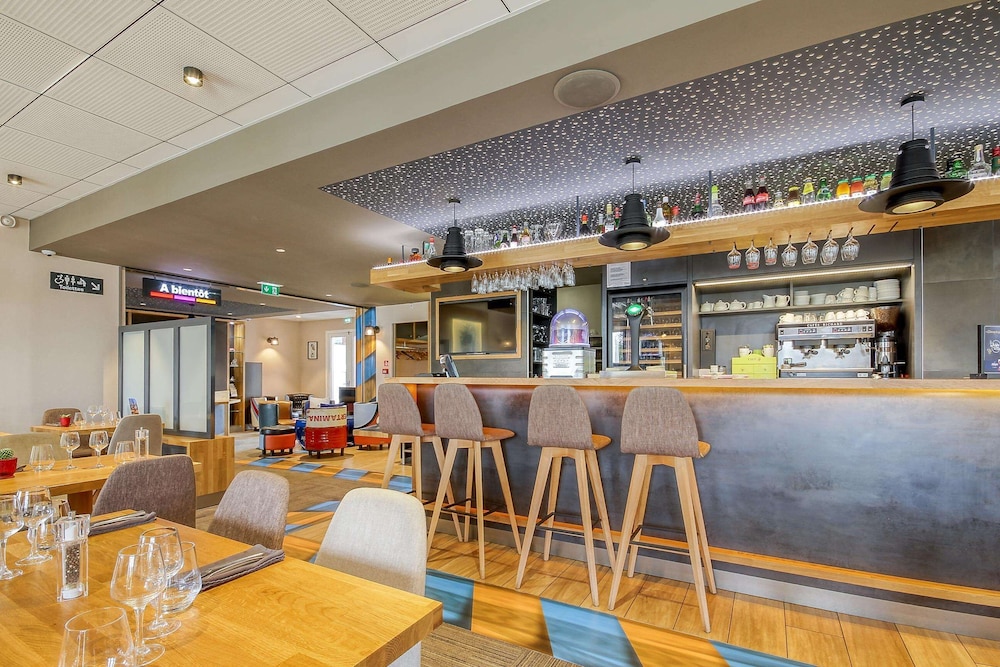 Brit Hotel Restaurant Le Cottage 40/62