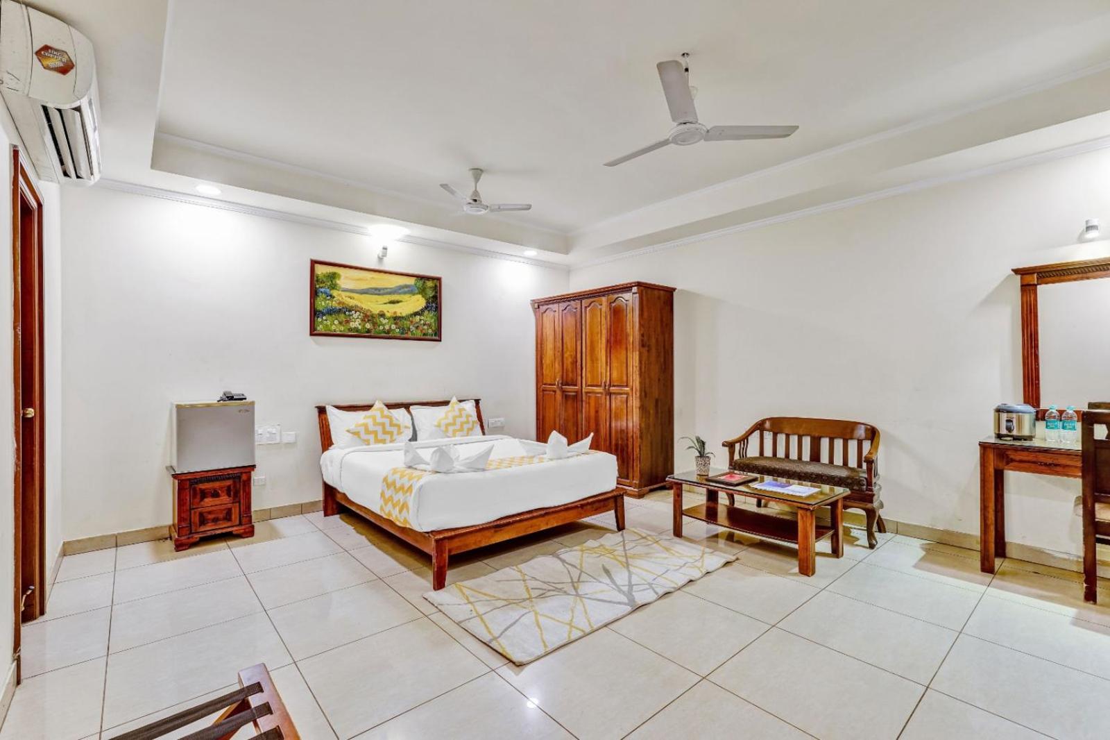 Fabhotel Blossoms T Nagar 18/69
