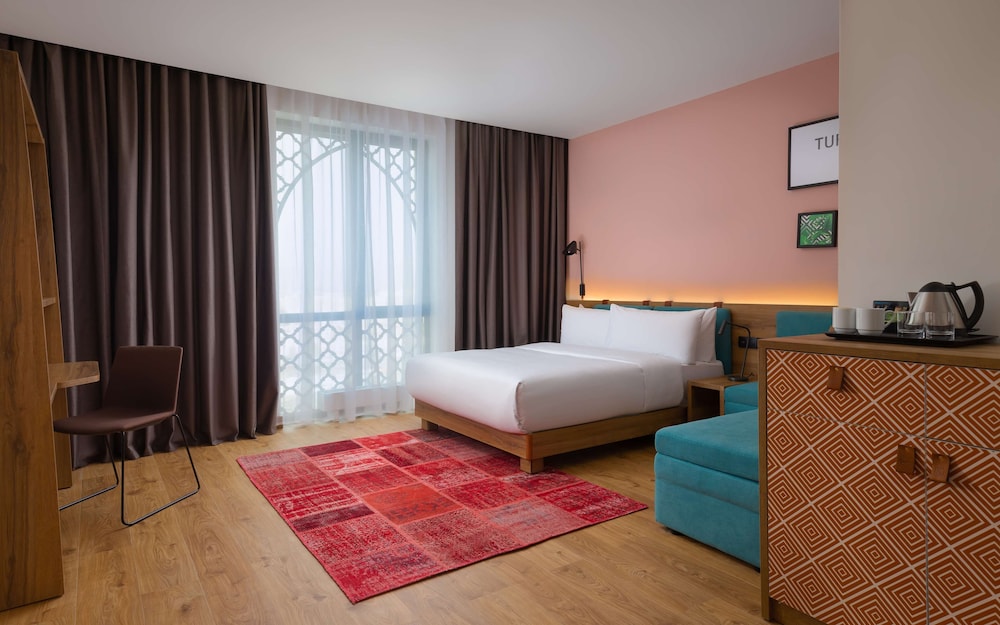 Hampton By Hilton Turkistan 8/44