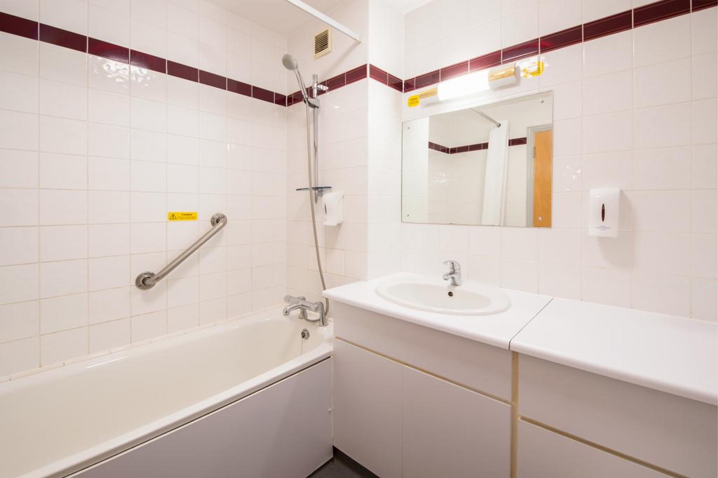 Travelodge Bodmin Roche 13/14