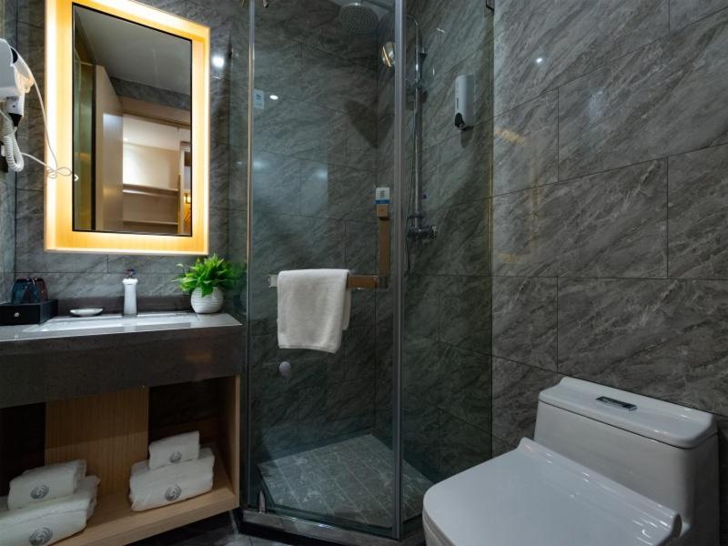 VX Xuzhou Yunlong District Normal University Yunlong Mountain Scenic Spot Hotel 40/41
