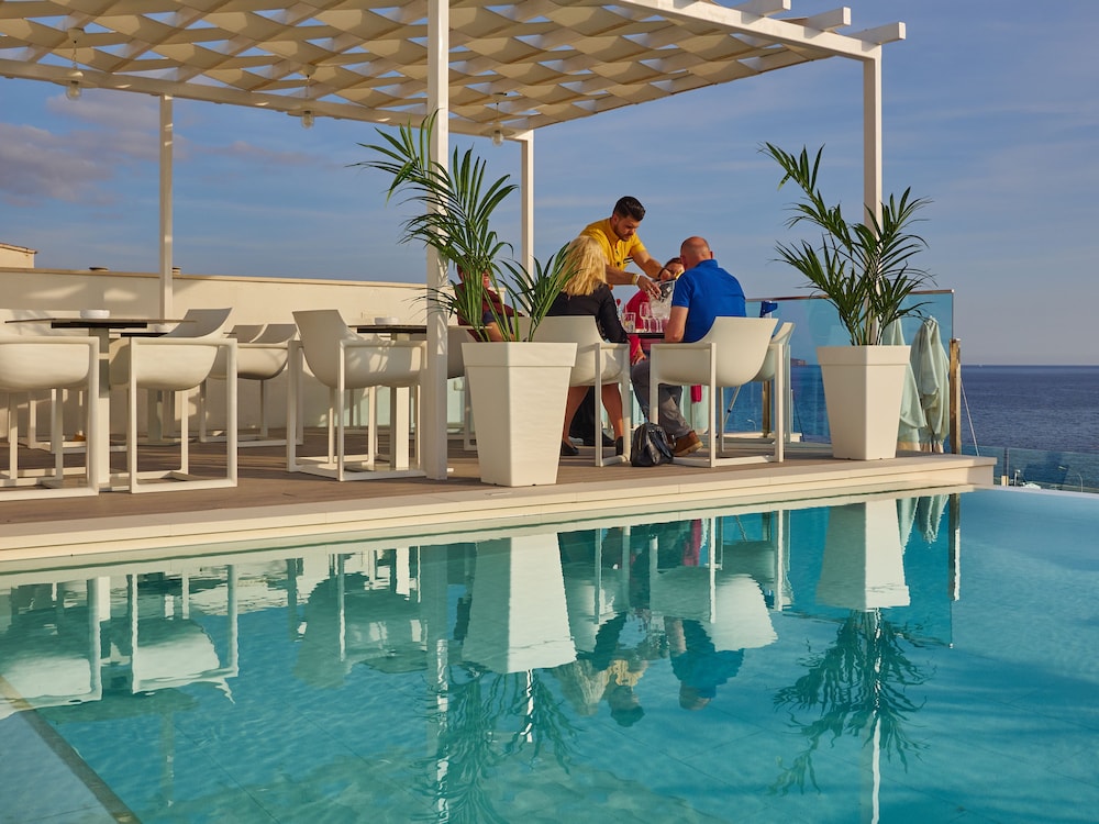 BQ Aguamarina Boutique Hotel 38/66