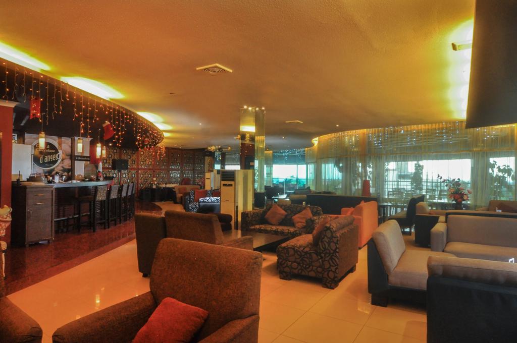 Hotel Candiview Semarang 22/33