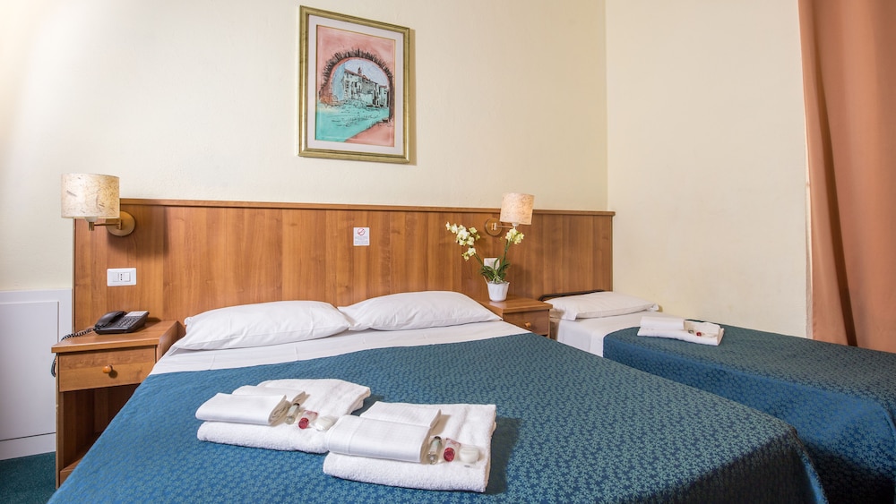 Hotel Trastevere 5/40