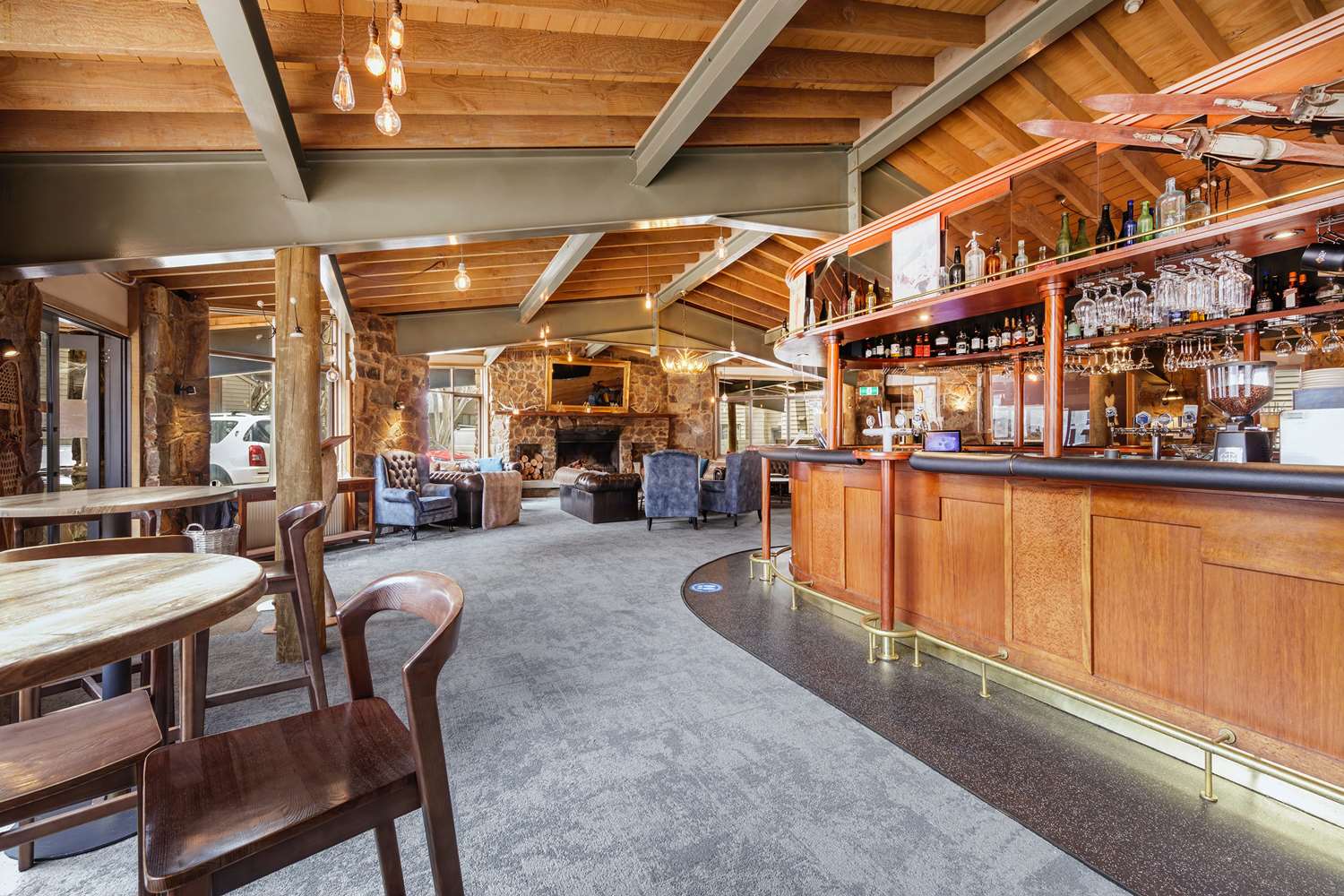 Club Wyndham Dinner Plain, Trademark Collection by Wyndham 15/26