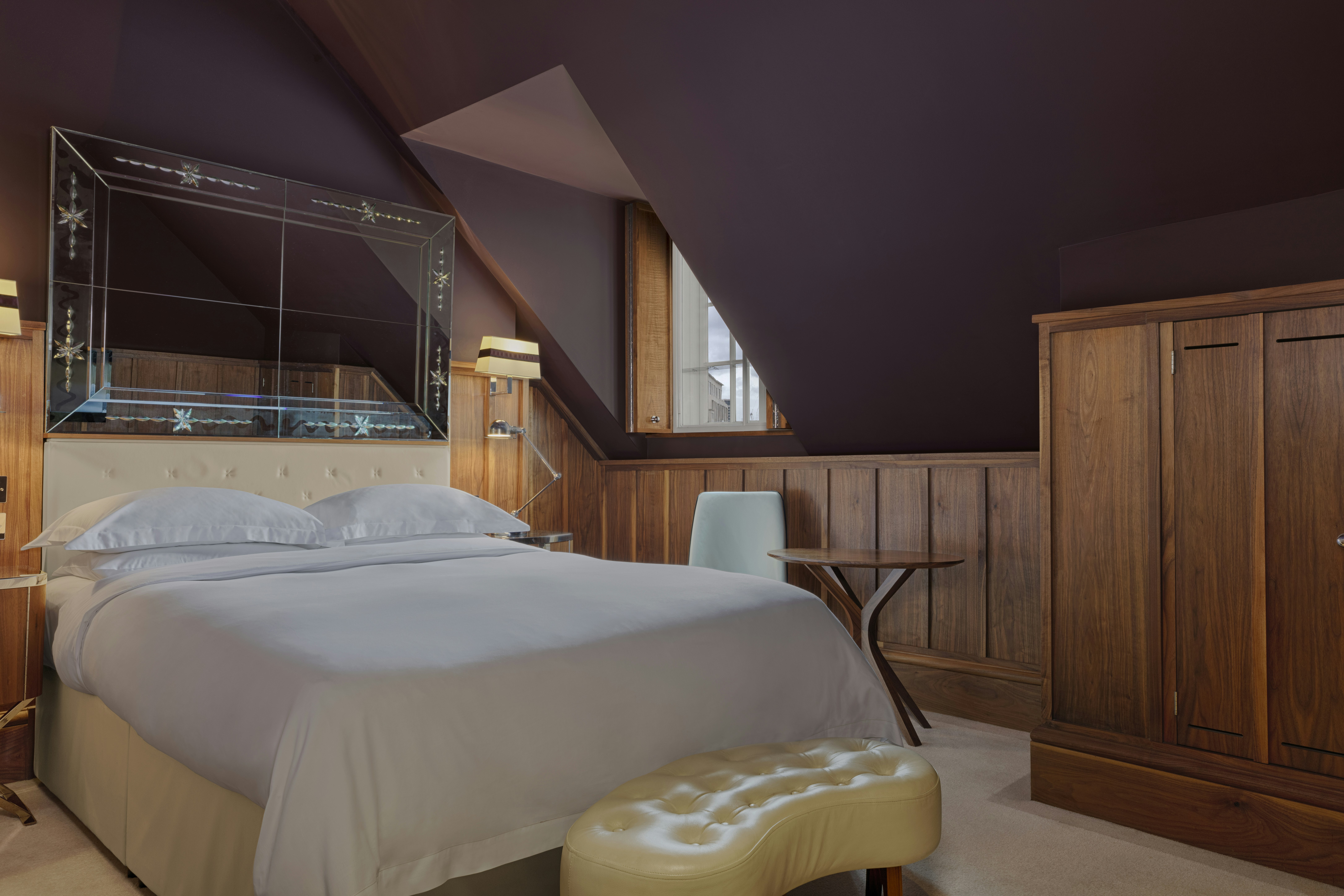 Edwardian, Double Bed